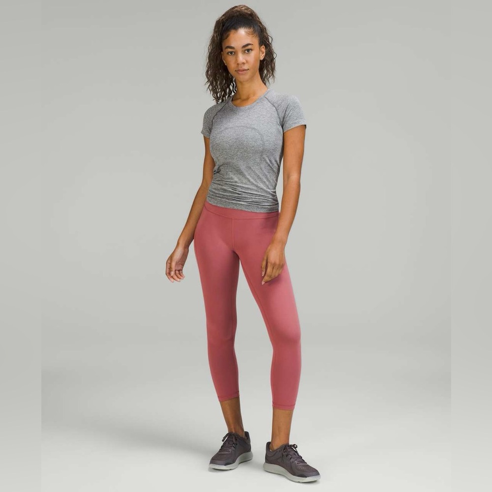 Lululemon Wunder Train High-Rise Crop with Pockets 23"
Brier Rose